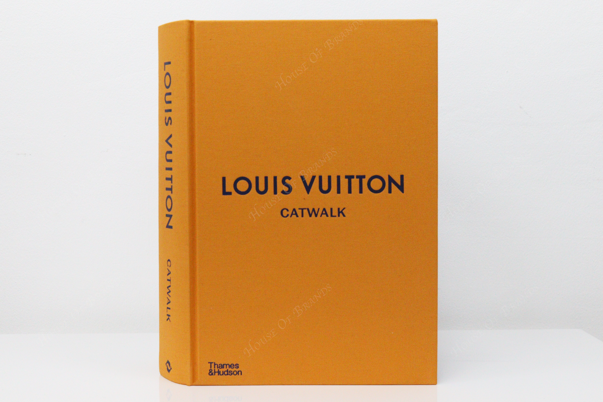 Thames & Hudson - Louis Vuitton, Chanel, Prada, Dior, Yves