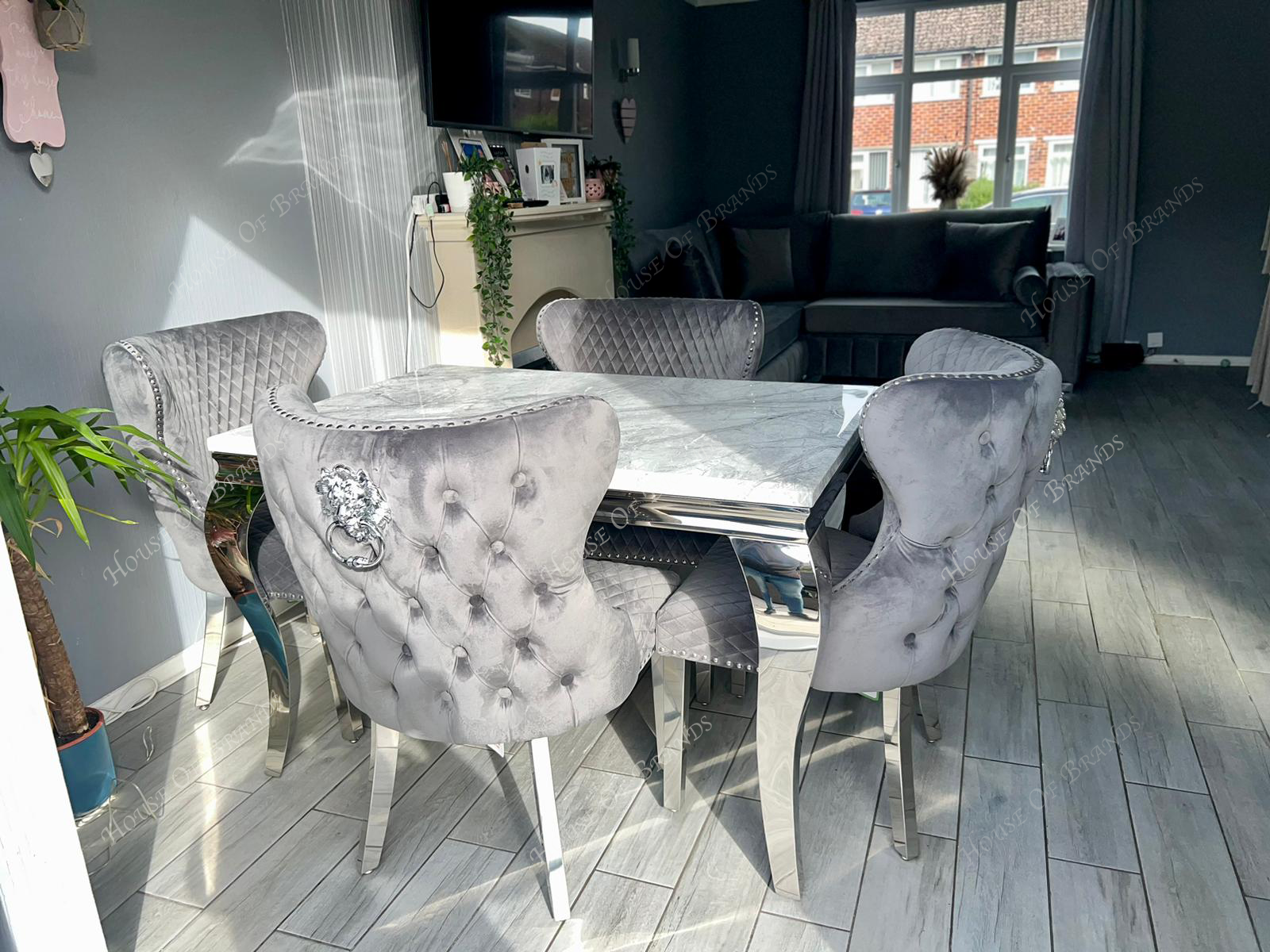 120cm Louis Marble Dining Table with 4 Valentino Knockerback Velvet Chairs