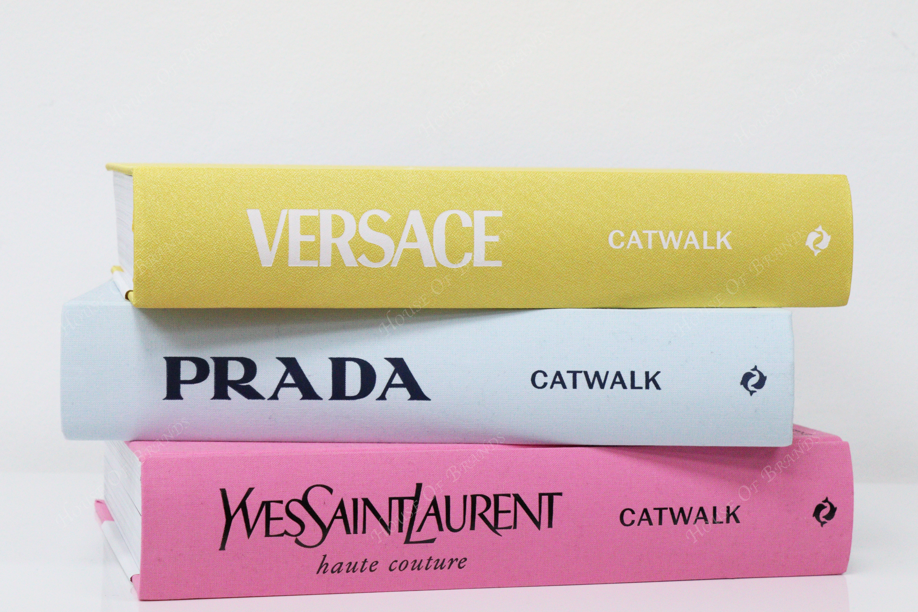 Catwalk Book Collection by Thames & Hudson - Dimensiva