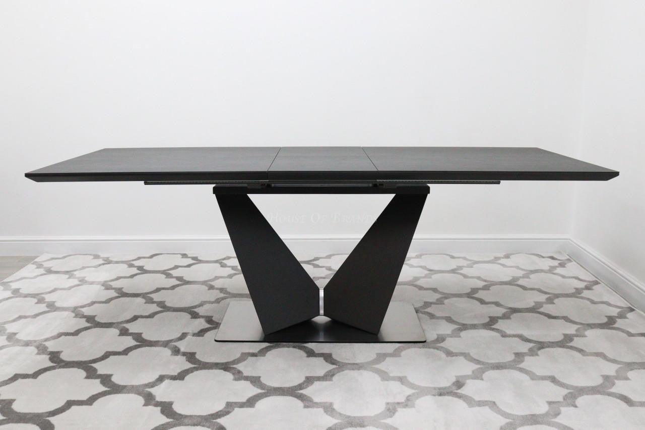 House Of Brands Windsor Extendable Table 